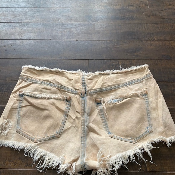 Free People We the Free Beginners Luck low rise slouch shorts - Picture 10 of 11